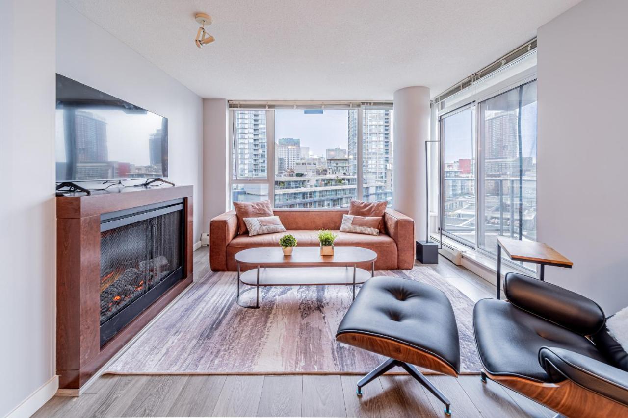 Amazing Views ! Leather Furniture ! Cozy Condo! Vancouver Zewnętrze zdjęcie
